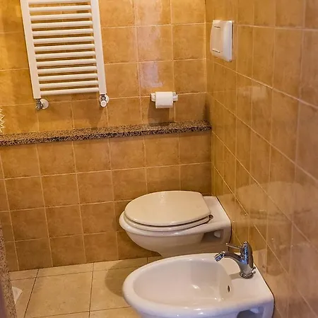 Nocleg ze śniadaniem Sciuscia' 2*
