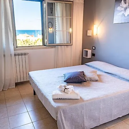 Sciuscia' Bed & Breakfast 3*